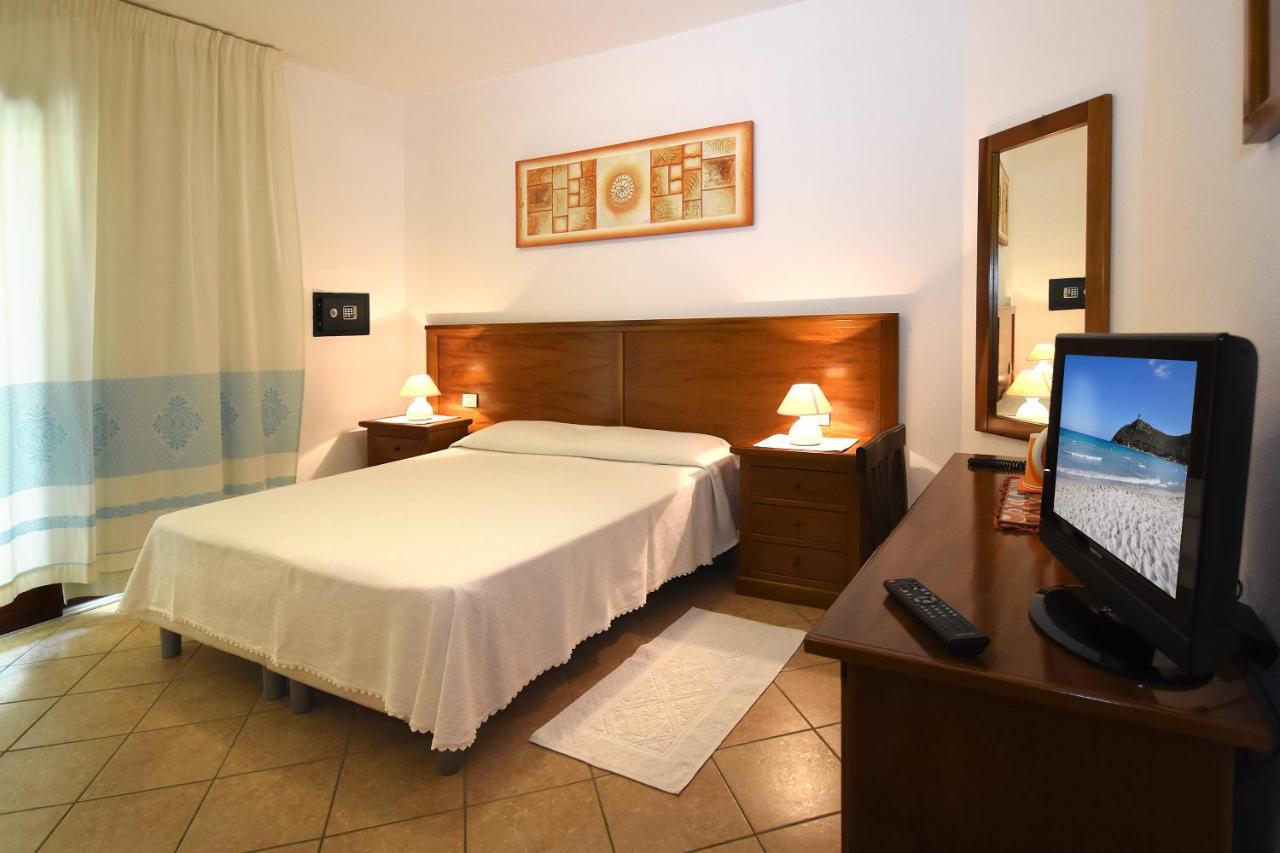 Hotel Il Girasole 维拉西米乌斯 外观 照片